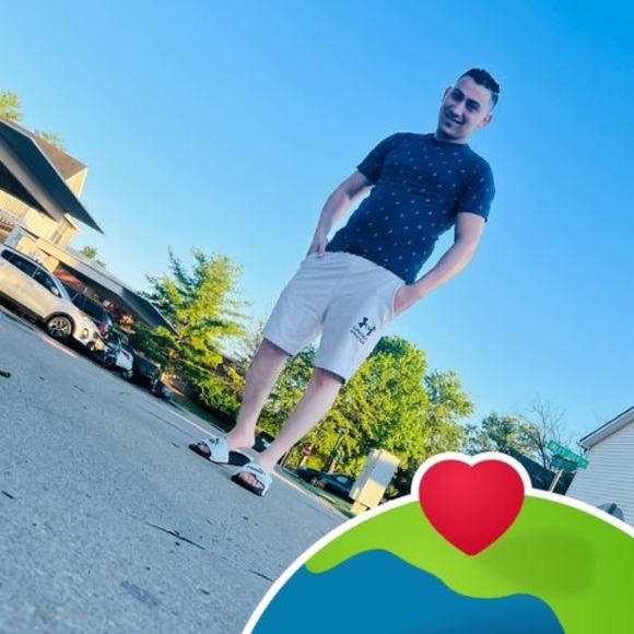 Meet your Posher, Amro - Picture 1 of 1